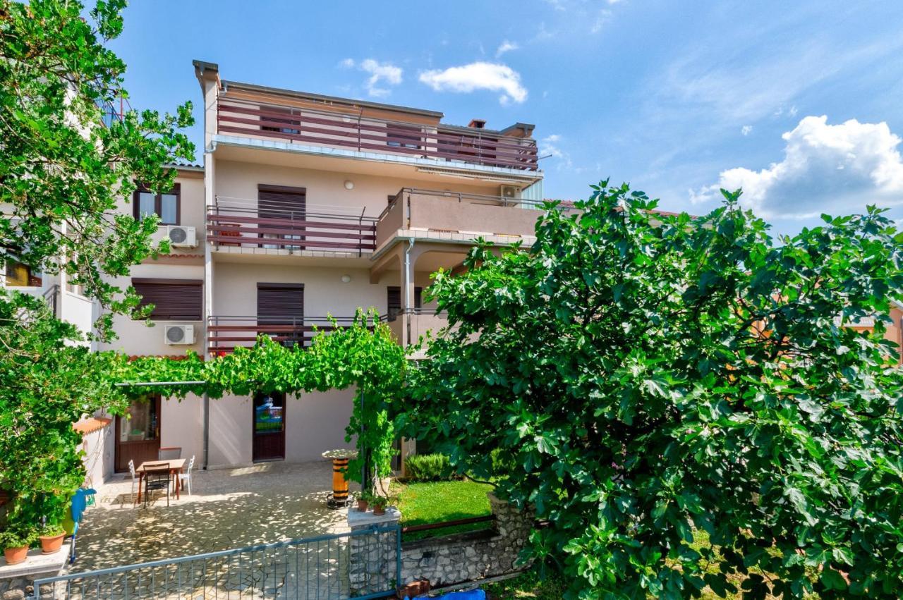 Ananas Apartments ツリクヴェニツァ エクステリア 写真